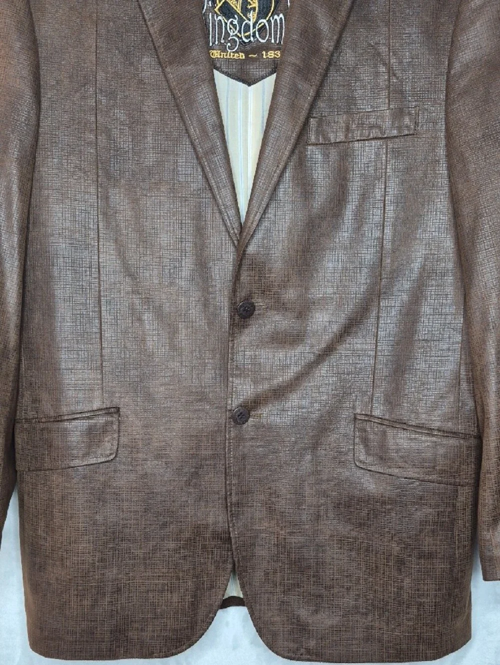 3 Kingdoms Coated Leather Look Sport Coat Blazer L‎